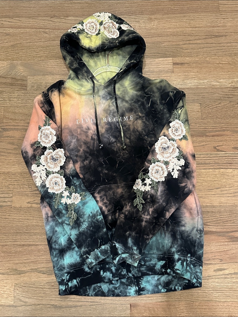 Civil Regime Women's Multicolor Tie-Dye Floral Appliqué Hoodie